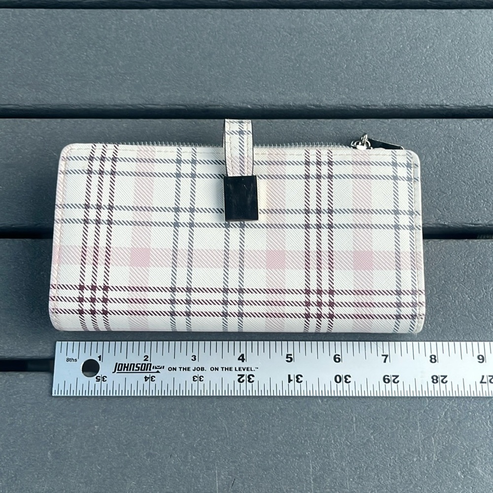 ‘Safe Keeper’ Pink&White Plaid Wallet;Tan Interior; 4x7.5in; Snap&Zip closure - Picture 3 of 14